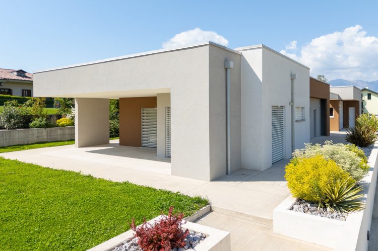 DM HOUSE