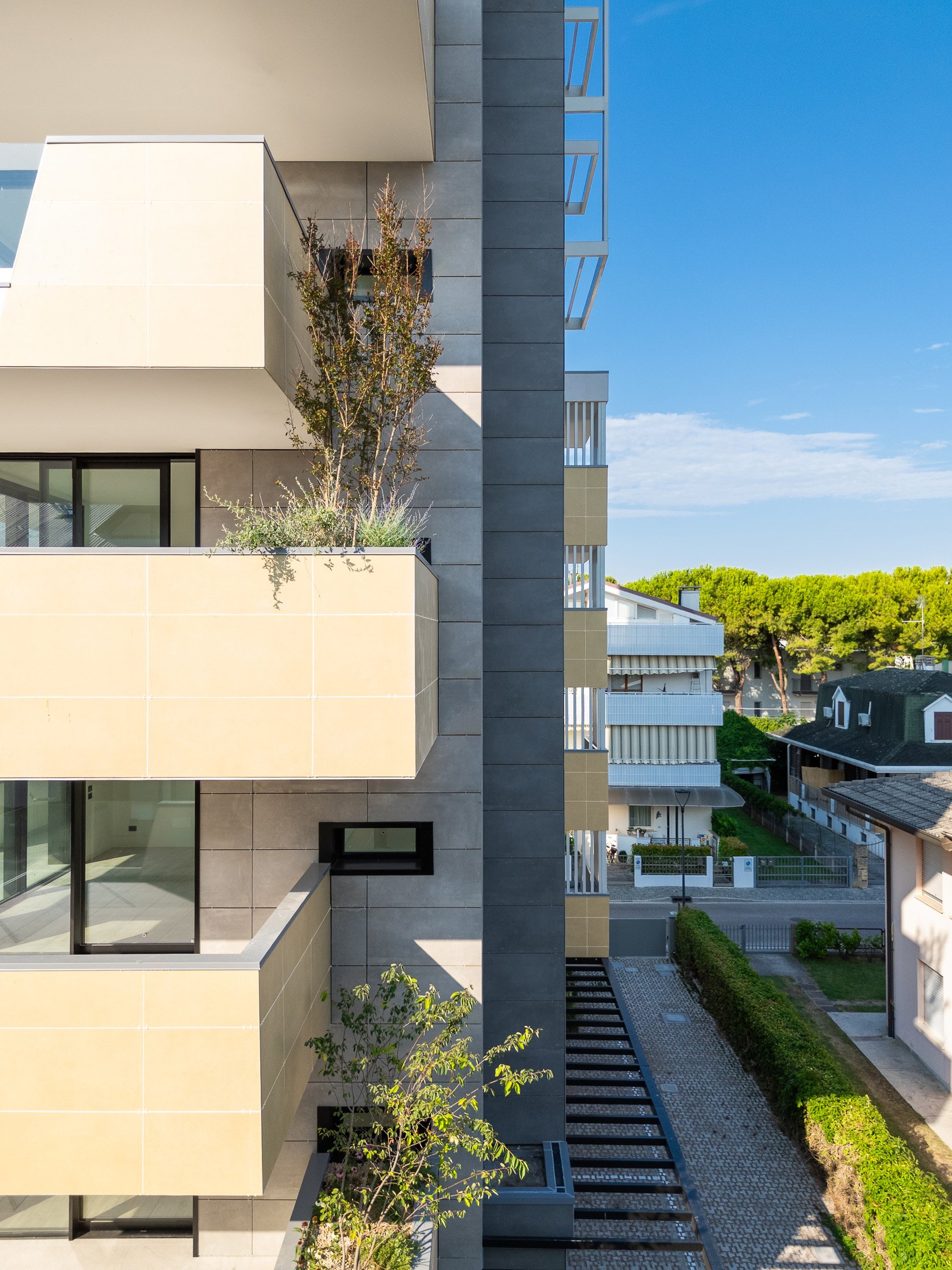LAGUNA ROSSA SUITES