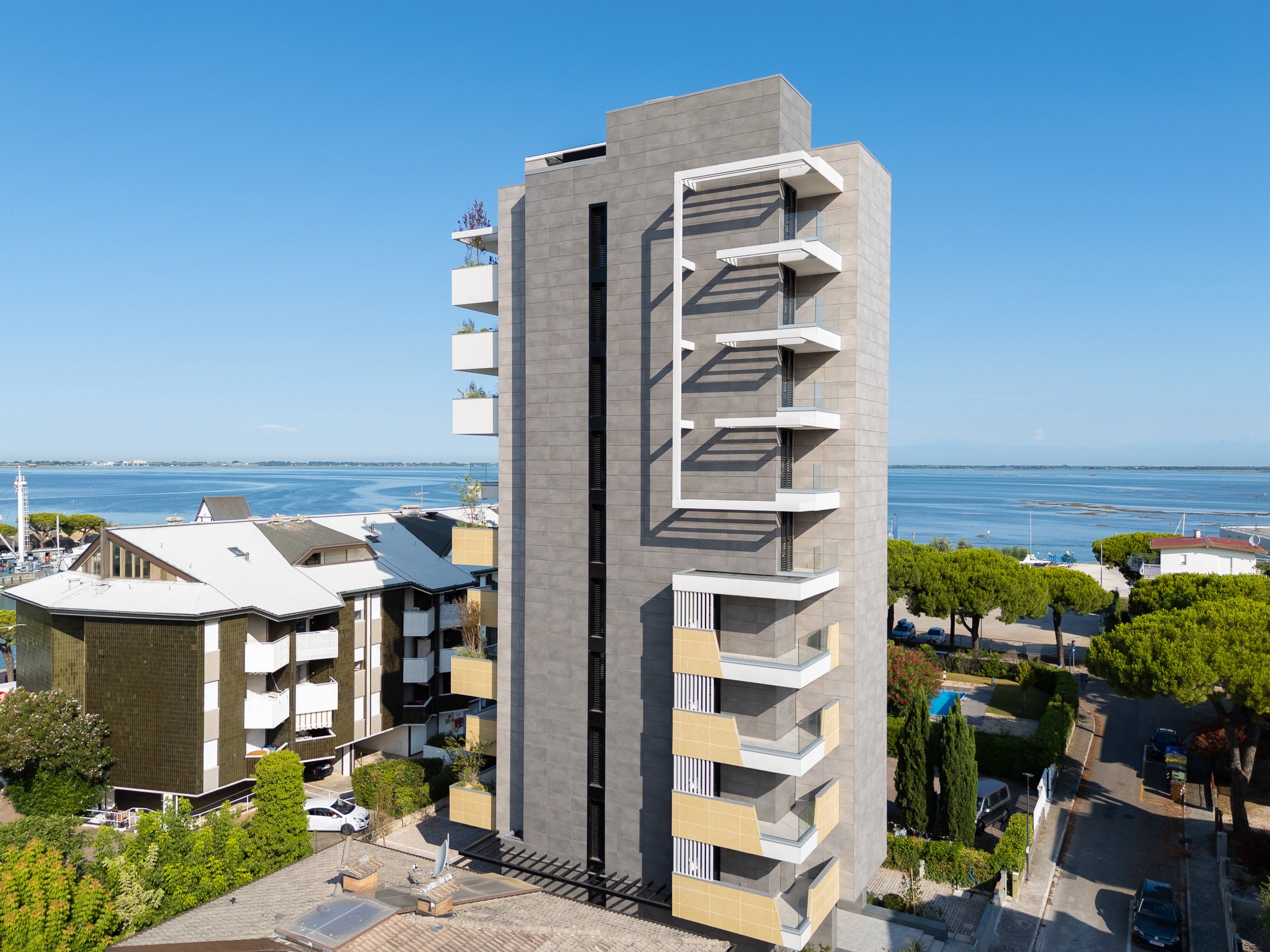 LAGUNA ROSSA SUITES