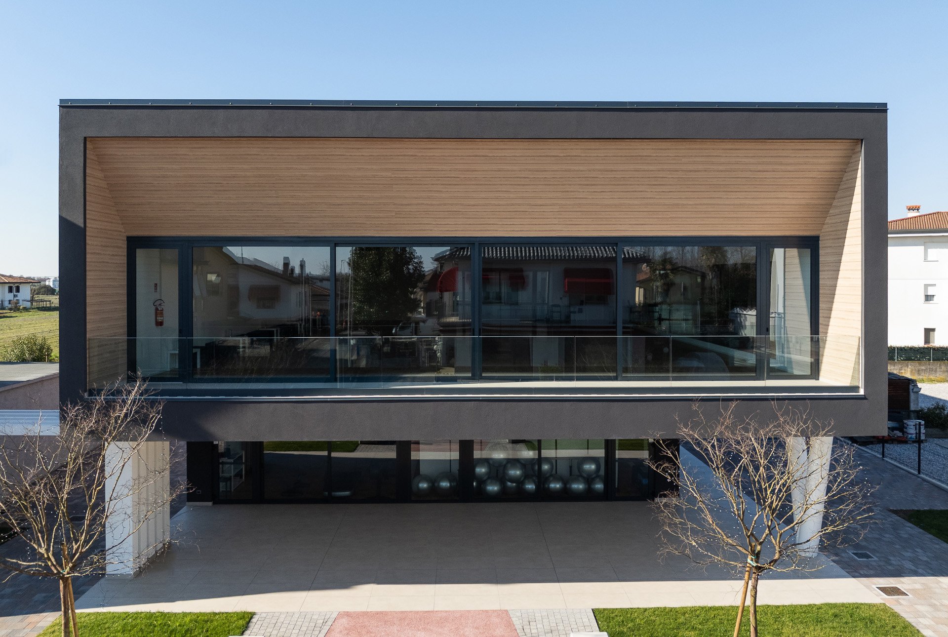 DANCE LIFE SCHOOL