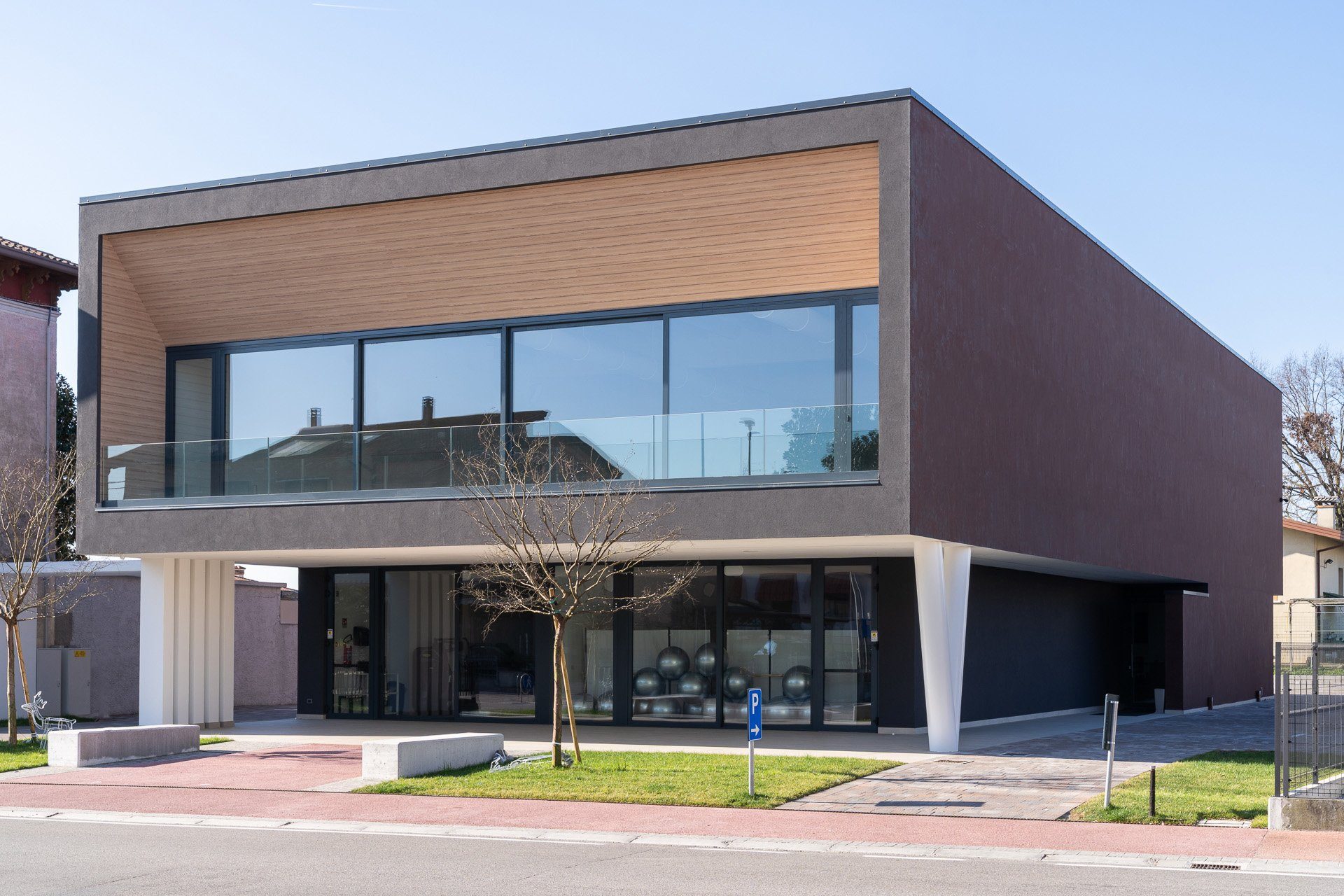 DANCE LIFE SCHOOL